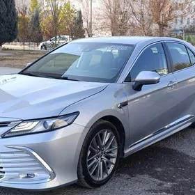 Toyota Camry 2022