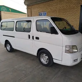 Nissan Urvan 2005