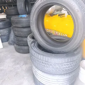 KUMHO 235/55R19