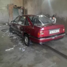 Opel Vectra 1991