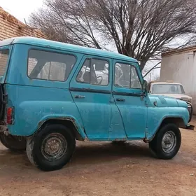 UAZ 469 1996