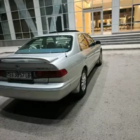 Toyota Camry 2000