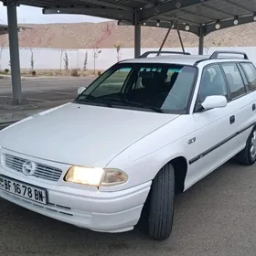 Opel Astra 1996