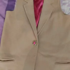 жилетка женская