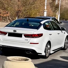 Kia Optima 2019
