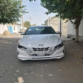 Hyundai Elantra 2021