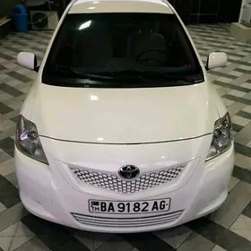 Toyota Yaris 2010