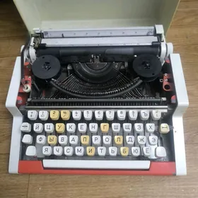 печатная машинка портативная.