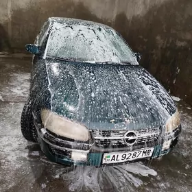 Opel Omega 1995