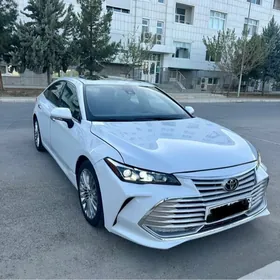 Toyota Avalon 2018