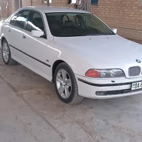 BMW E39 1996