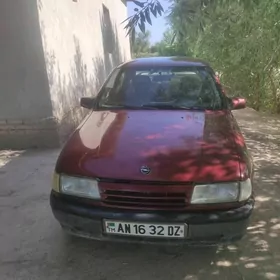 Opel Vectra 1992