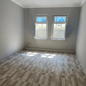 sobstvennyy polupodwal Anev