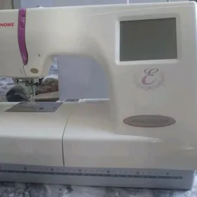 Janoma kompyuter mașyn