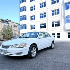 Toyota Camry 2000