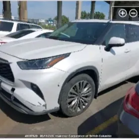 Toyota Highlander 2022