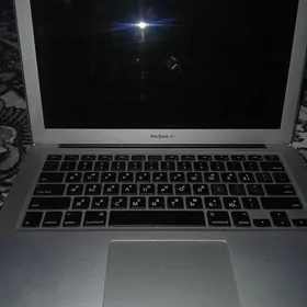 Apple macBook Air