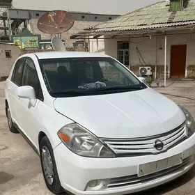 Nissan Versa 2010