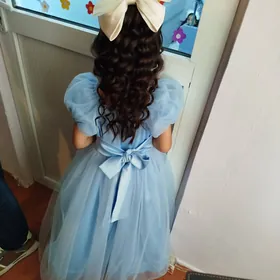 prazdnichnyy köýnek