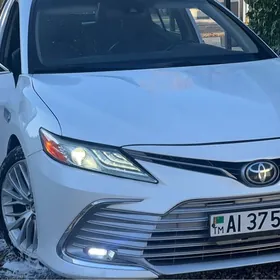 Toyota Camry 2020