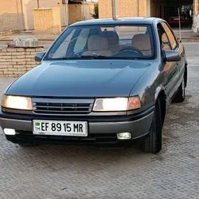 Opel Vectra 1989