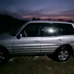 Toyota RAV4 2000