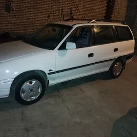 Opel Astra 1992