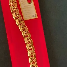 Gyzyl Ŷerewan kardinal