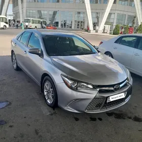 Toyota Camry 2017