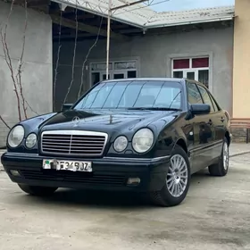 Mercedes-Benz C320 1999