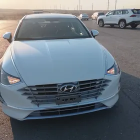 Hyundai Sonata 2021