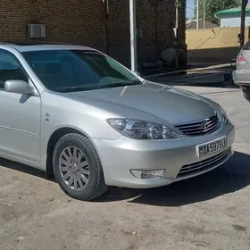 Toyota Camry 2005