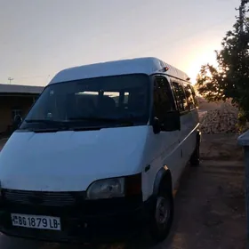 Ford Transit Connect 2009