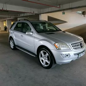Mercedes-Benz ML350 2006