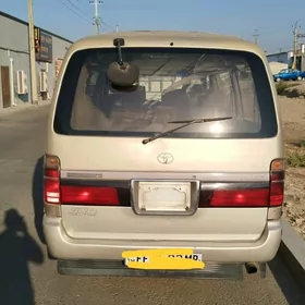 Toyota Hiace 1996