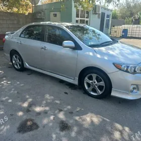 Toyota Corolla 2011