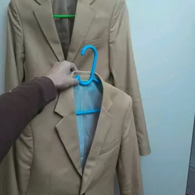 kastyum(penjek) sary