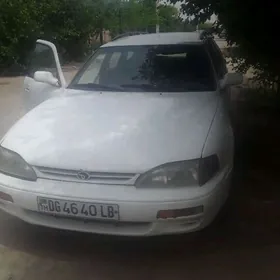 Toyota Camry 1992