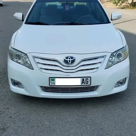 Toyota Camry 2010
