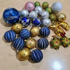 Новогодние игрушки