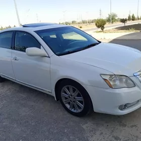 Toyota Avalon 2005