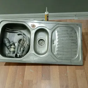 кухонная раковина rakovina