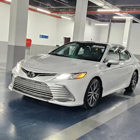 Toyota Camry 2023