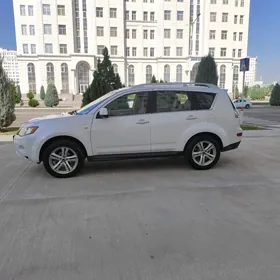 Mitsubishi outlander korobka