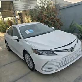 Toyota Camry 2022