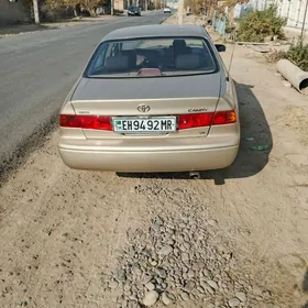 Toyota Camry 1998