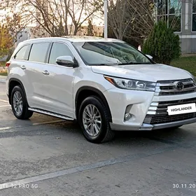 Toyota Highlander 2017
