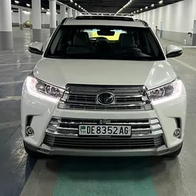 Toyota Highlander 2018