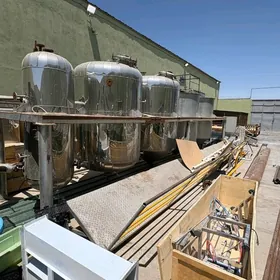 Ýag zawodyň stanoklary.