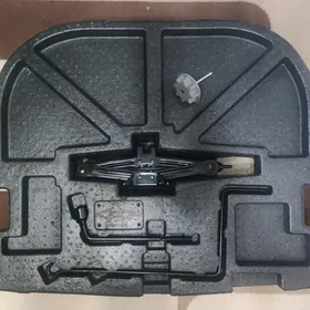 Zapaska usti Camry 12-17